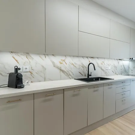 Luxurious&spacious Apartment, 5star Location Free Netflix! * Heraclión